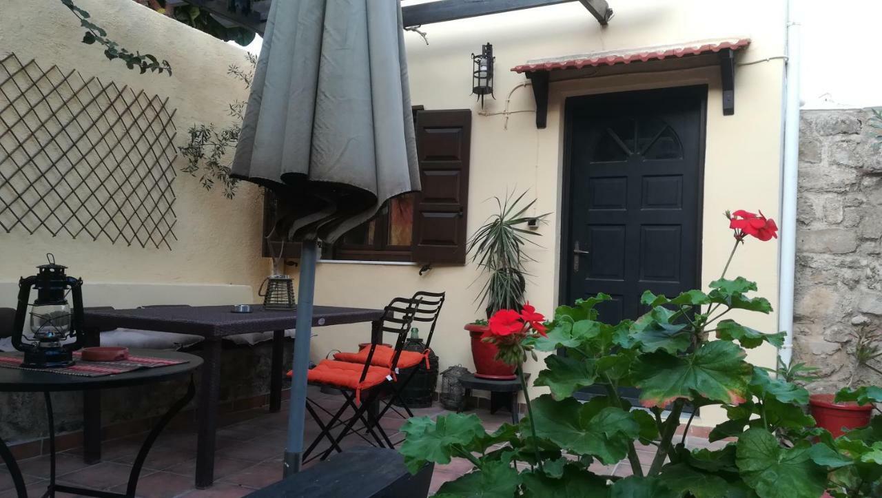 شقة Chris Αpartments Old Town Rhodes City المظهر الخارجي الصورة